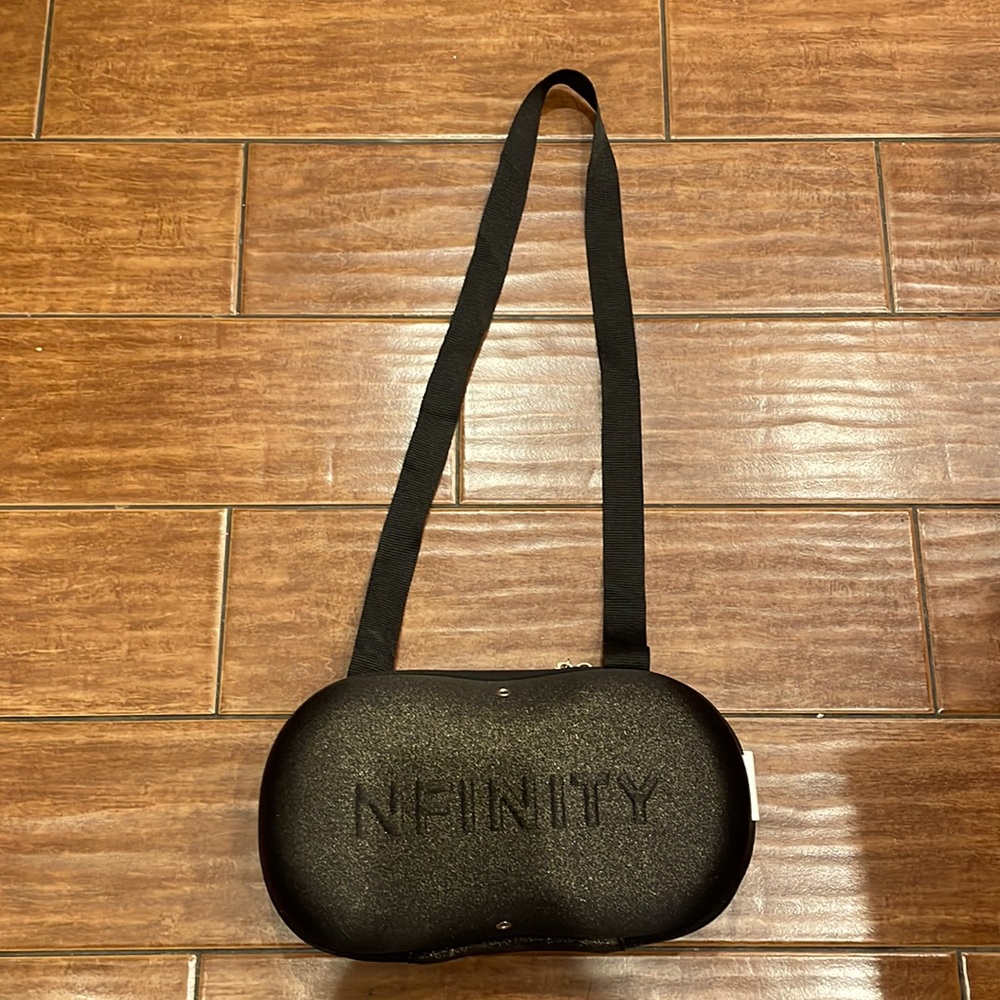 Nifinity cheer shoe case